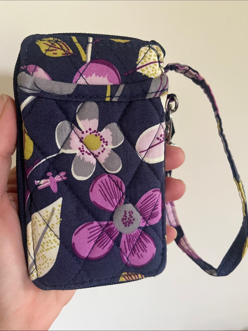 Vera Bradley Compact Wristlet Wallet Plumb Petals Nightingale Patterns